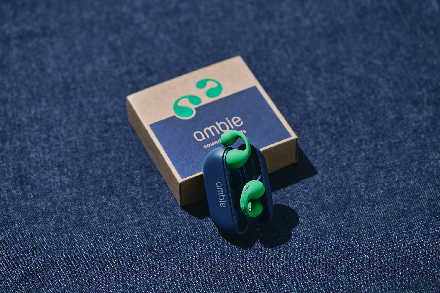 ambie sound earcuffs AM-TW02 Green × Indigo