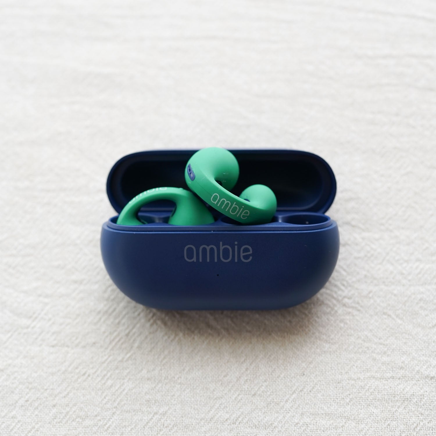 ambie sound earcuffs AM-TW02スターターセット