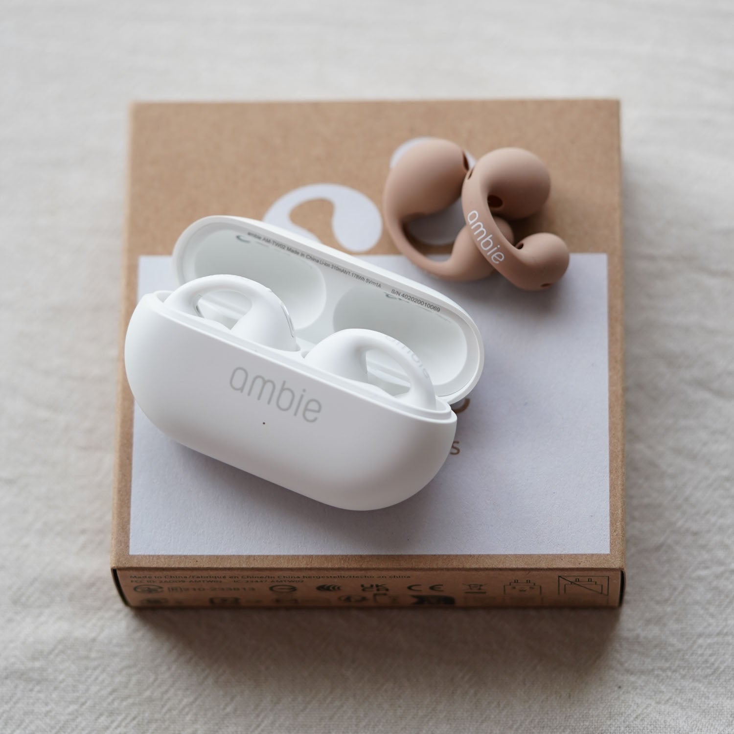 ambie sound earcuffs AM-TW02スターターセット