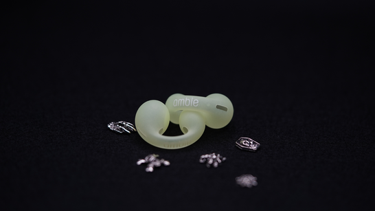 蓄光素材ソックス「Ghost」復刻 9月26日（金）19時発売！